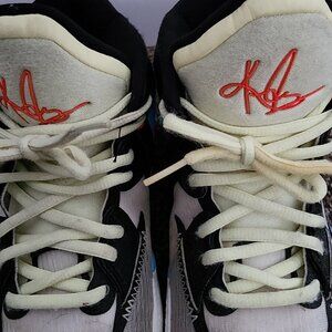 Nike green and black men's shoes. Nike kyrie